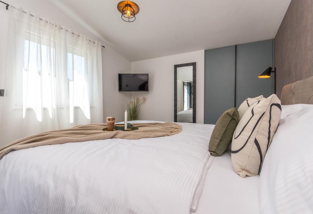 Marilu Luxury Apartments Drage Eksteriør bilde